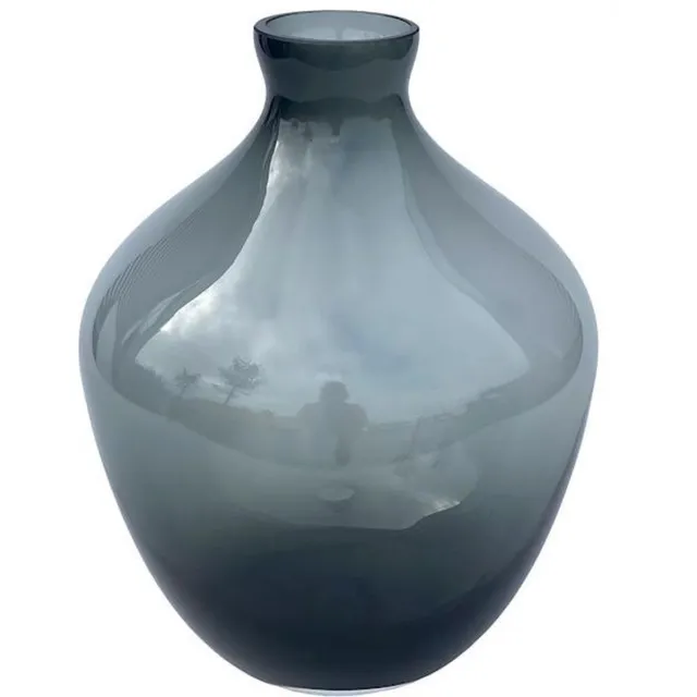 Vase The World Traun Grey Vaas grijs