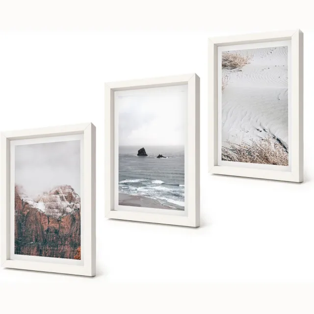 Coloray 3-Delige Schilderij Set - Bergen, wolken, zee en zand in natuurlijke tinten. - 20x30 - Stijlvolle Muurdecoratie - Slaapkamer - Interieur Decoratie Witte lijst