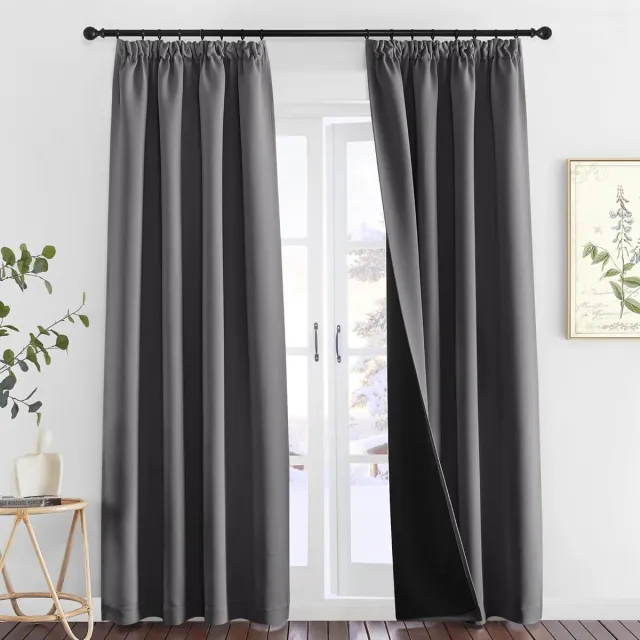 Famanu Gordijnen Kant en Klaar - 100% Verduisterende Gordijnen Plooiband - Gordijnen Warmte - en Koude - Isolerende Thermische 2 Stuks - Geschikt voor Woonkamer Slaapkamer - Grijs