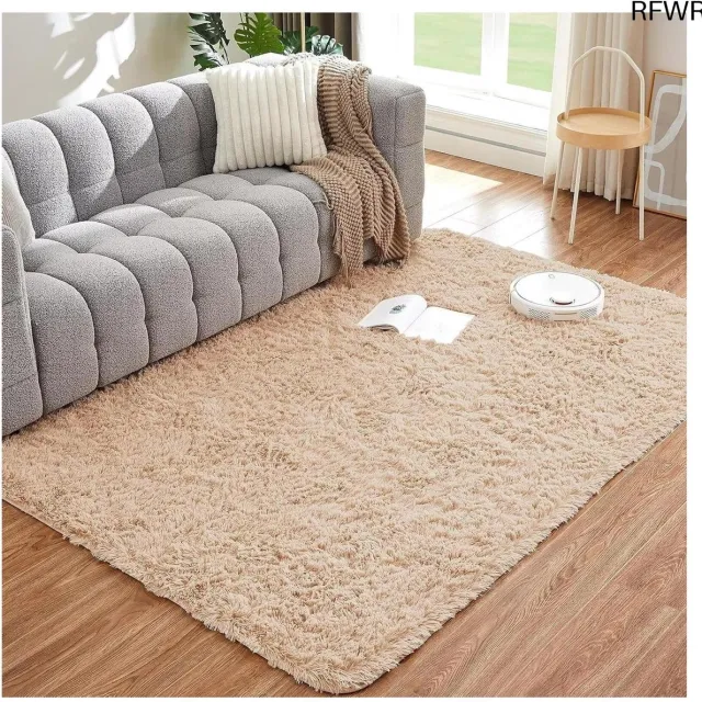 RFWR Zacht Beige Pluizig Tapijt voor Woonkamer en Slaapkamer - Antislip en Duurzaam 120 x 180 cm