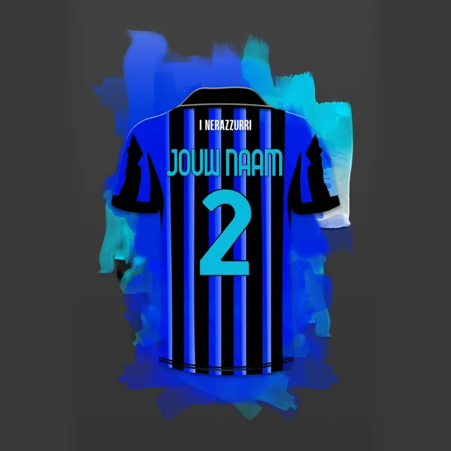 Inter Milan 2025-2026 ingelijste poster met personalisatie - Met eigen naam en rugnummer - A4 formaat - 21x29.7 cm - Semi/ glossy papier - Voetbal shirt poster - Geïnspireerd op de kleuren van Inter Milan en een beetje fantasie Donkergrijze achtergrondkleur