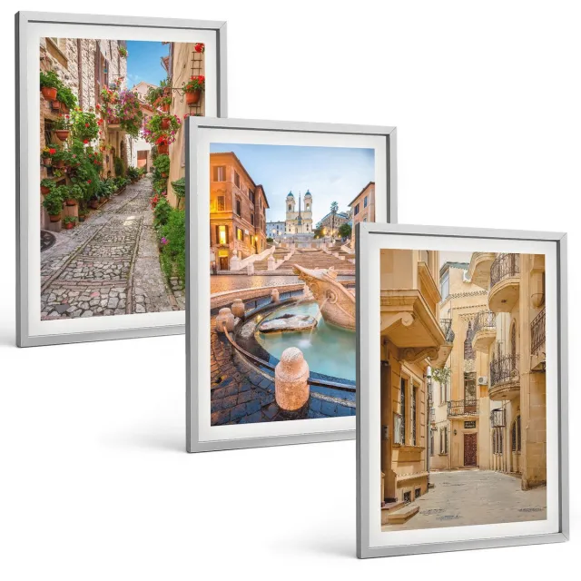 Coloray 3-Delige Schilderij Set - Charmante Straatjes En Fonteinen In Een Pittoreske Architectuur. - 40 x 60 cm - Decoratieve Muurdecoratie - Slaapkamer - Moderne Wanddecoratie Zilveren lijst