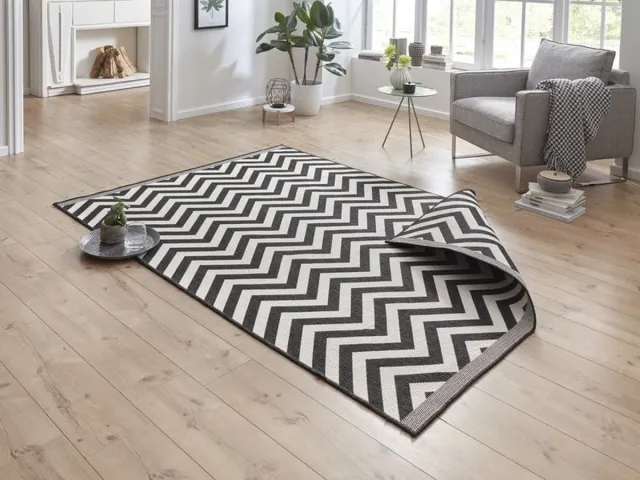 flycarpets Omkeerbaar Vloerkleed - Binnen & Buitenkleed Palma- Zwart / Creme - 80x350 cm