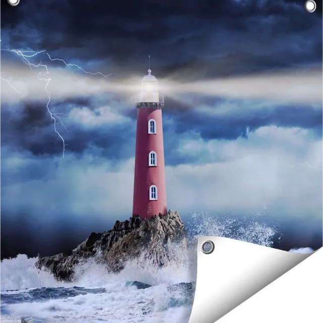 Gards Tuinposter Vuurtoren op een Storm Zee met Golfen Water - 50x50 cm - Tuindoek - Tuindecoratie - Wanddecoratie buiten - Tuinschilderij Multikleur