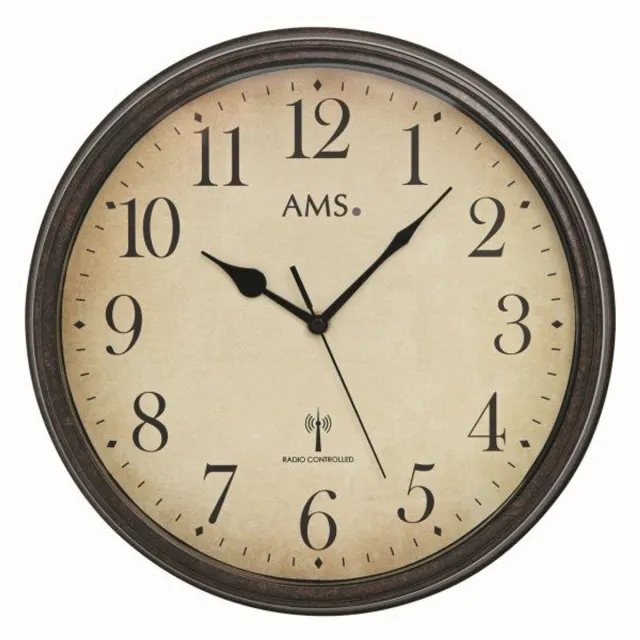 AMS 5962 Wandklok, radiogestuurde klok, vintage, klok stijl, metalen behuizing in antieke houtlook, decoratieklok bruin