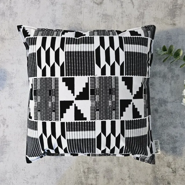 Mashona Collections Cushion cover 45x45cm | Decorative Pillowcase | Bohemian Style Geometric 'Kente' Bogolan Inspired Print Home Decor Throw Pillow Cotton Ethnic Cushion Cover Black and White Kente