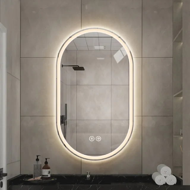 HAUSS SPOLE Badkamerspiegel – Led Verlichting En Anti Condens – 60 x 90 cm – Glas En Metaal – Zilver – Wandmontage