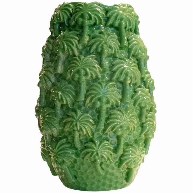 Vazenatelier Mooie groene vaas met palmmotief in reliëf