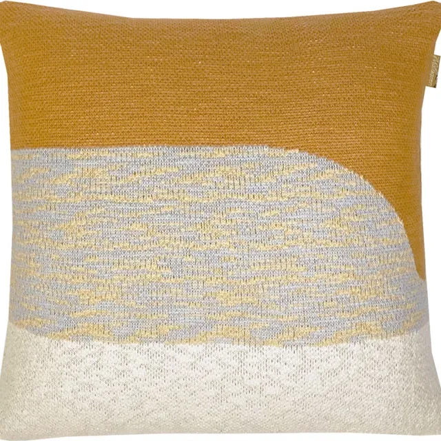 Malagoon Sunset knitted cushion yellow Geel, Beige, Offwhite