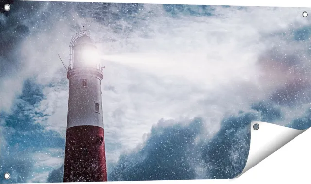 Gards Tuinposter Vuurtoren tijdens de Regen Storm - 100x50 cm - Tuindoek - Tuindecoratie - Wanddecoratie buiten - Tuinschilderij Multikleur