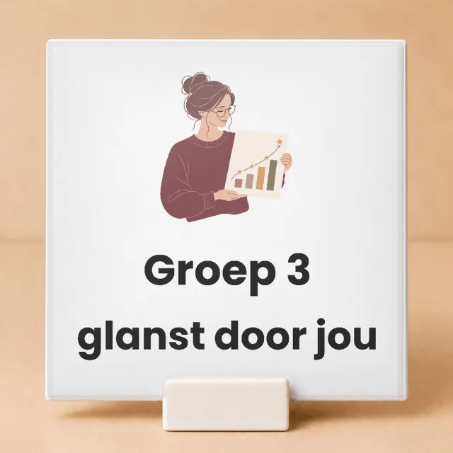 Bedruk King Stijlvolle Kerstknutselkoningin van groep 3 Tegel – Minimalistische One-Line Art voor Jonge Creatievelingen - 15 x 15 cm met houder Wit