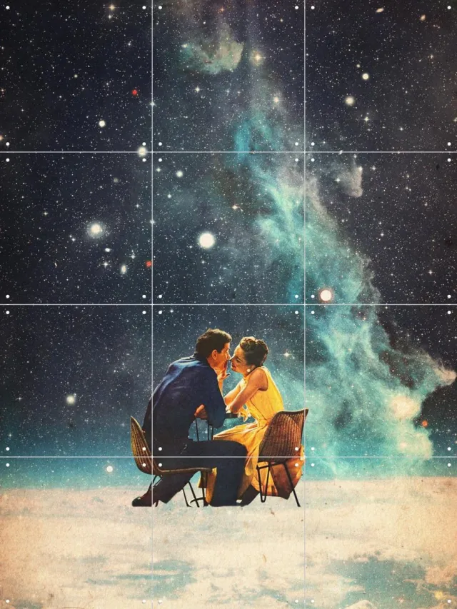 IXXI I'll take you to the Stars for a second Date, Frank Moth - 60 x 80 cm - Grote wanddecoratie en posters - Surrealisme, Vintage, Digitale Kunst Donkere tinten / Blauw