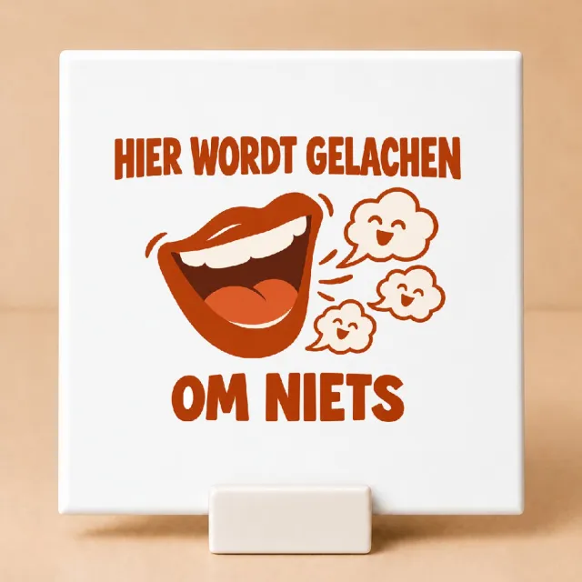 Bedruk King Vrolijke Gezelligheidsmaxxing Tegel – Kleurrijke Wanddecoratie voor Sfeermakers en Huiskamerfans - 15 x 15 cm met houder Wit