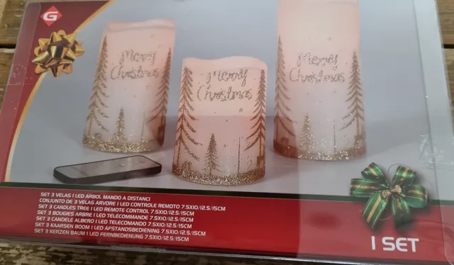 Gerimport LED kaarsen/stompkaarsen met bewegende vlam en afstandsbediening - Merry Christmas - set van 3 creme-wit