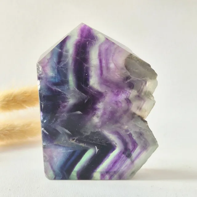Moonlight Gemstones Candy Fluoriet sculptuur met ruwe rand - 313g Meerkleurig