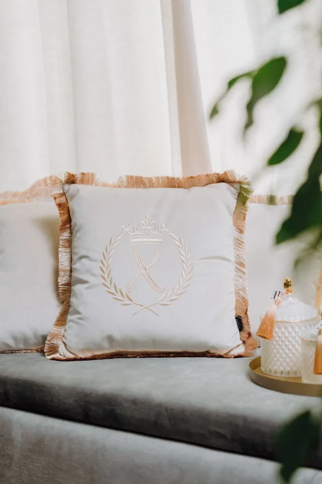 Sandra Mika Embroidered pillow / personalised pillow / monogram pillow / decorative cushion 40x 40 beige velvet letter X