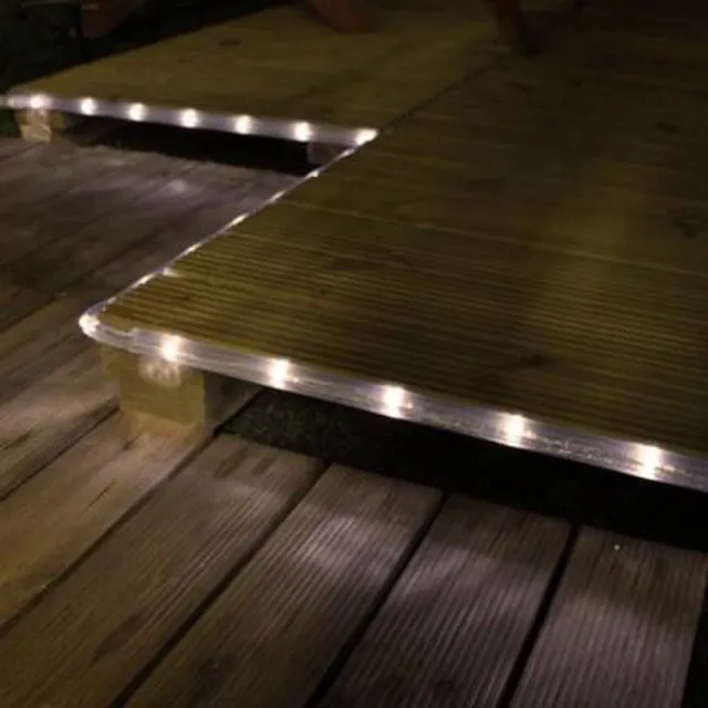RexTech Solar lichtsnoer buiten 'Rope' - 10 meter - Warm wit licht (3000K) - 12 lumen - IP44 - 2 lichtstanden - tot 16 uur brandduur - Solar tuinverlichting - Met los zonnepaneel