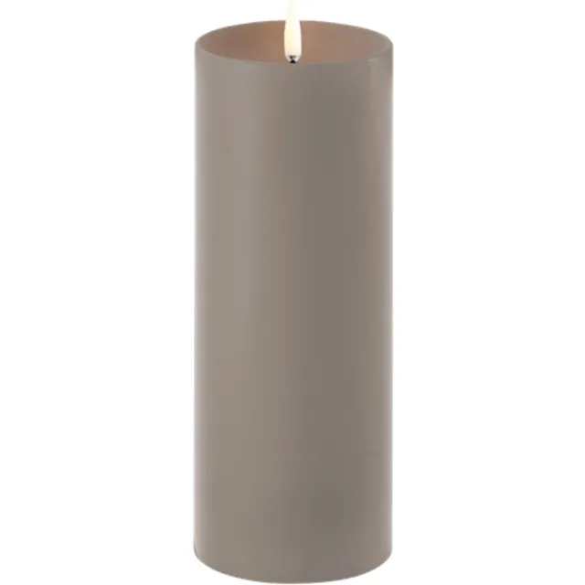 Uyuni Piffany Copenhagen Lighting UYUNI LED pillar candle w. shoulder, Sandstone, Smooth, 7,8x20,3 cm - MOOIE LED KAARS MET SCHOUDER ZAND