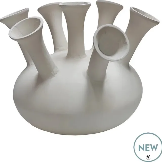 Vase The World Toetervaas Amsterdam | 7 toeters | Metaal | Tulpenvaas | ivory | Ø43 x H33 cm | Vase the World offwhite