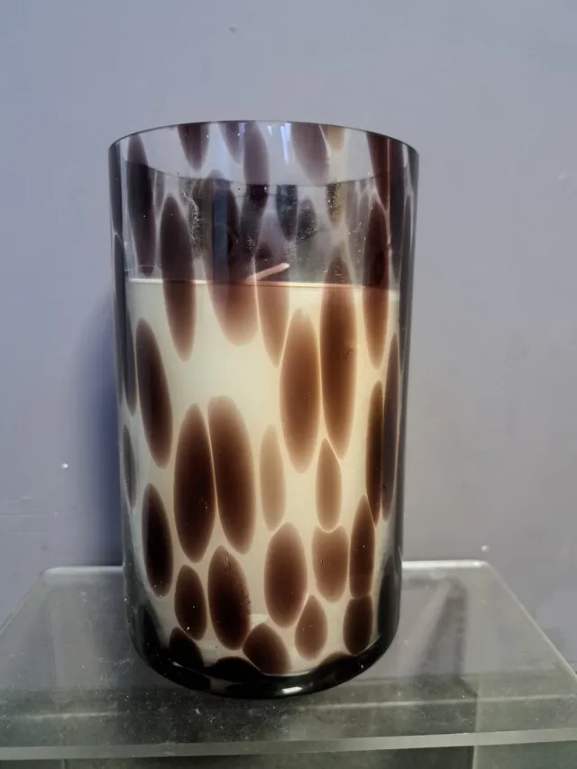 Home Deco geurkaars met luipaardprint -65 u brandtijd - geur vijg - trendy - leuk geschenk grijsbruin