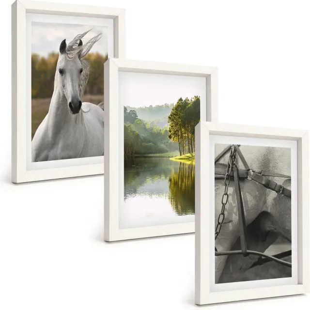 TULUP 3-Delige Schilderij Set - Witte paarden aan de rivier - Natuurlandschap - 20x30 - Wanddecoratie - Schilderijen Set - Kantoor - Moderne Wanddecoratie Witte lijst
