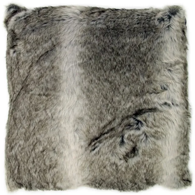 Lavandoux Bont Kussen - Imitatiebont - Alaskan Wolf - Grijs - 65x65 cm