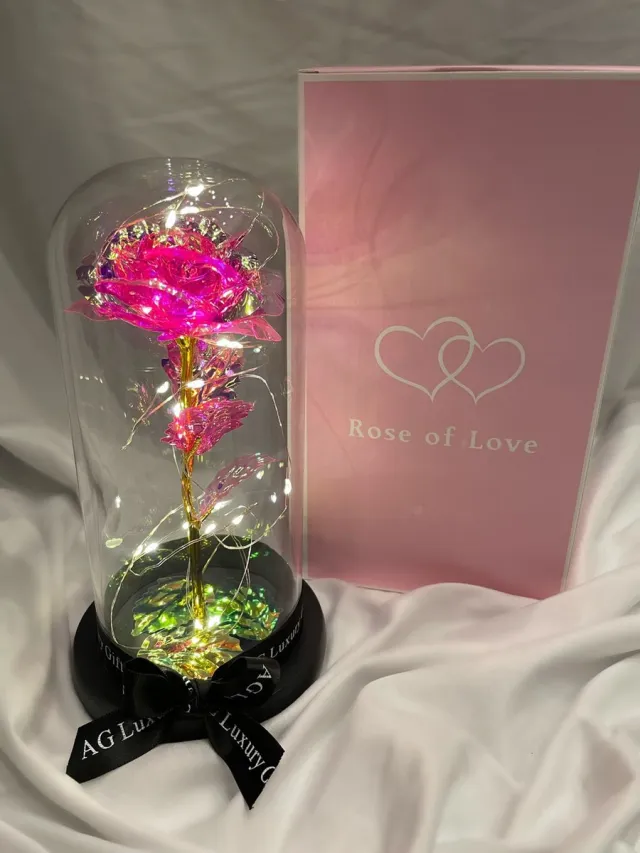 AG Luxurygift Valentijn cadeau - cadeau voor haar - AGLuxurygifts - galaxy rose - Moederdag cadeautje - valentijnsdag - luxe - glas - led - verrassing - liefde - Moedersdag