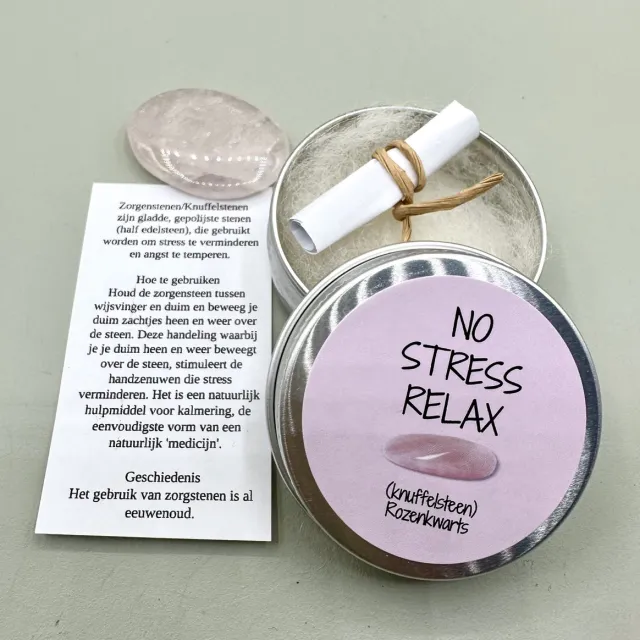 VanKarina NO STRESS RELAX knuffelsteensteen,rozenkwarts, edelsteen,knuffelsteen,zorgensteen, klein kadootje,stres,rust,relax,ontspannen, yoga,collega,personeel,vrienden