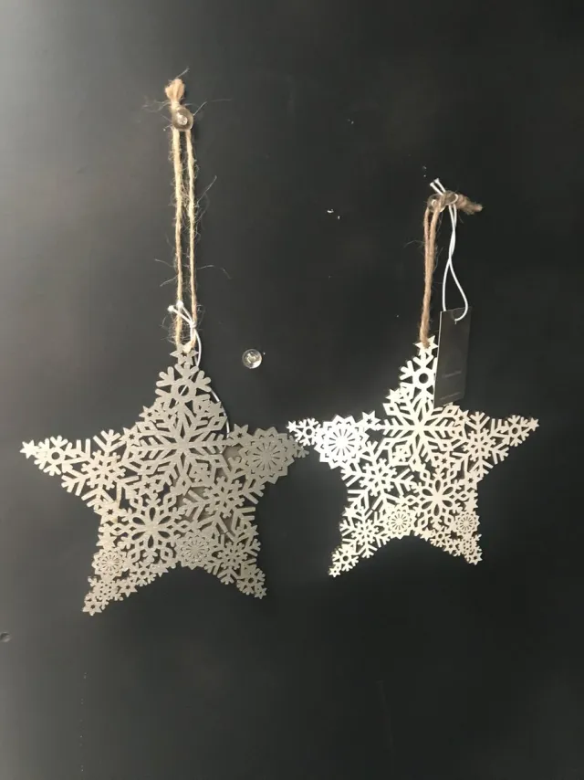 Christmas House Set van 2 houten ornamenten ster van ijsvlokken kerstboomhanger naturel