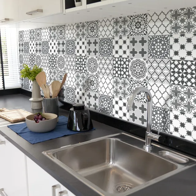 Ambiance Sticker Zelfklevende tegelmuurstickers voor keuken en badkamer - 30 cementtegelstickers, Azulejos-stijl, Thibo - 30 stickers, 15x15 cm Multi color
