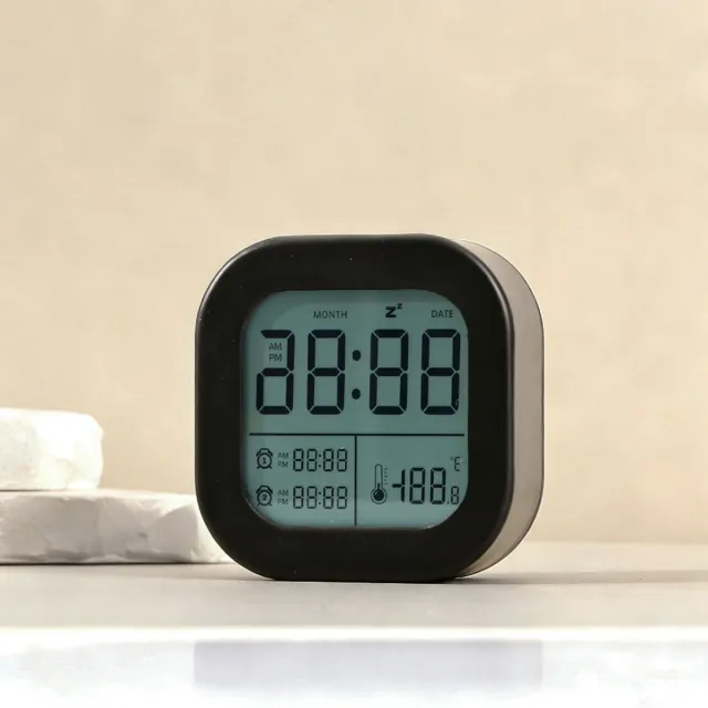 Wclavion Vierkante digitale wekker - Dubbel alarm, temperatuurweergave -Digitale wekker met timer‑functie, temperatuur‑ en vochtigheidsweergave- DZ2390 (Zwart)
