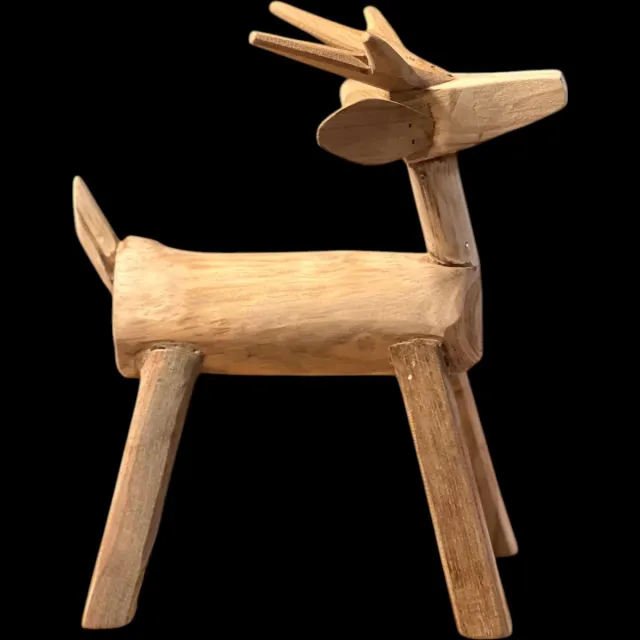 Tall Men Standing Houten Hertje - Uniek - handgemaakt - H: 26 cm bruin