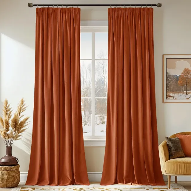 Famanu Fluwelen gordijn met plooiband set van 2 stuks 140 x 260 cm, ondoorzichtig thermogordijn voor decoratie en isolatie, ideaal voor het creëren van privacy en luxe uitstraling in elke kamer Oranje