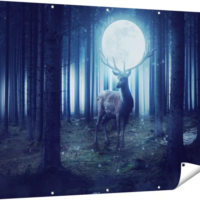 Gards Tuinposter Hert in het Bos tijdens Volle Maan - 160x120 cm - Tuindoek - Tuindecoratie - Wanddecoratie buiten - Tuinschilderij Multikleur