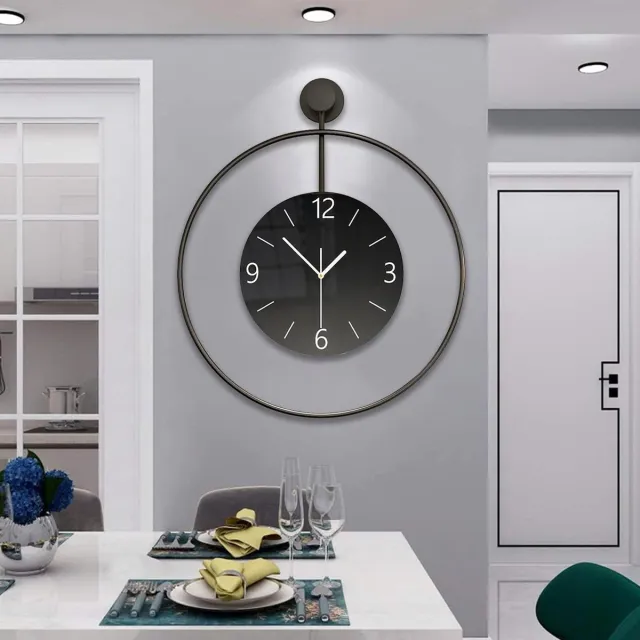 Famanu Grote metalen wandklok van 60 cm, geruisloos en modern ontwerp, ideale wandklok voor woonkamer, keuken en slaapkamer, met grote glazen wijzerplaat, zwart