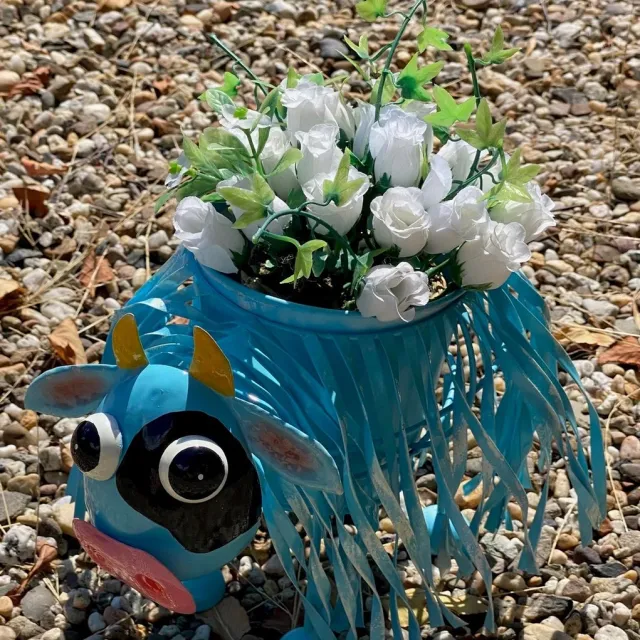 Impuls Metalen decoratie planten / bloemen houder "koe" - meerkleurig - hoogte 19 x 30 x dia 12 cm - Woonaccessoires - Tuinaccessoires - Tuindecoraties