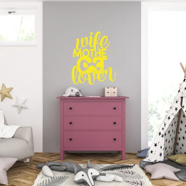 MC Living Muursticker - Wife Mother Cat Lover - 40,6 x 49 - Geel