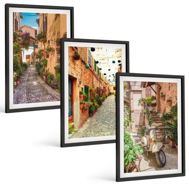 TULUP 4-Delige Schilderij Set - Sfeervolle straatjes met bloemen in een Italiaanse ambiance. - 40 x 60 cm - Stijlvolle Muurdecoratie - Slaapkamer - Wanddecoratie Zwarte lijst