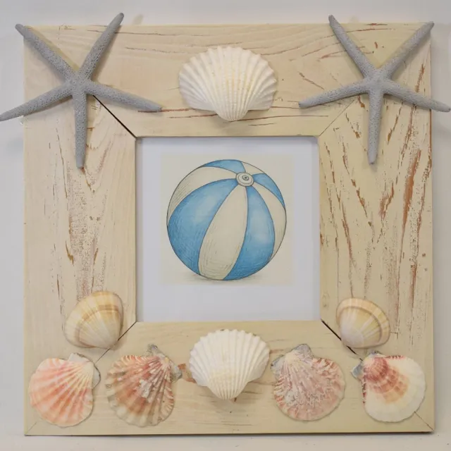 ZoeZo Design fotolijst - fotolijstje - strand - zee - schelpen - nautisch - hout - echte schelpen - 27 x 27 cm - voor foto van 13 x 13 cm - kan niet vrij staan - hangend model ecru - zand - creme - blauw