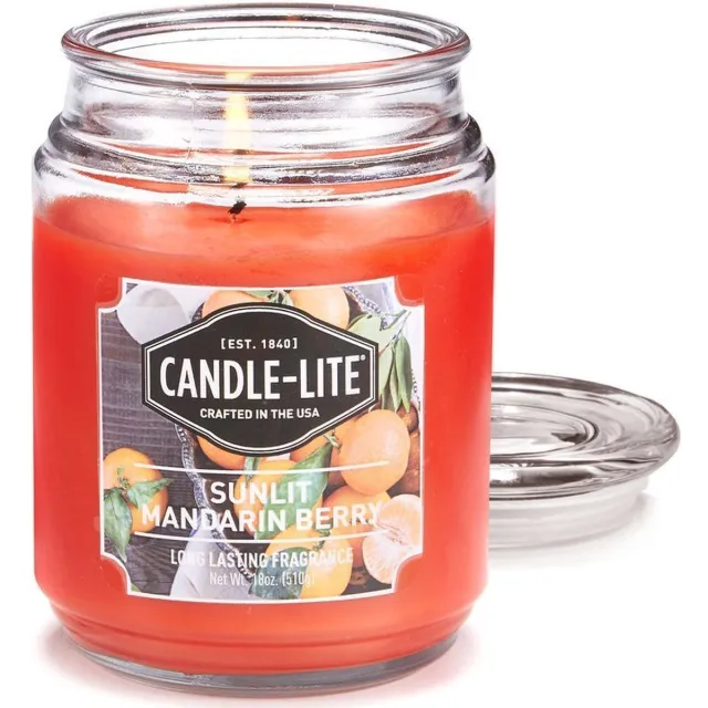 Candle-Lite Candle Lite - Mandarin Berry - 110 branduren Oranje
