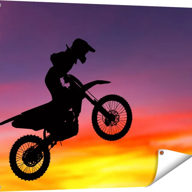 Gards Tuinposter Silhouet van een Motorcross in de Lucht - 100x80 cm - Tuindoek - Tuindecoratie - Wanddecoratie buiten - Tuinschilderij Multikleur
