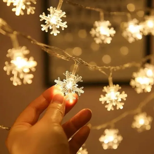 MOZY Kerstverlichting - Sneeuwvlokken - 1.5 meter - Warm Wit - 10 Lichtjes - Kerstdecoratie - Lichtsnoer - Sneeuwvlok - Winter - Kerstboom - Kerstversiering