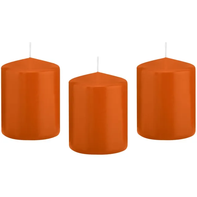 Trend Candles cilinder kaarsen - 10x - stompkaarsen - oranje - 6 x 8 cm - 29 branduren - Geurloze kaarsen - Woondecoratie