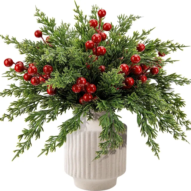 Daity Set van 60 stuks – Kunstmatige kersttakken van dennen en rode bessen – Kunstmatige decoratieve kersttakken—Vaas niet inbegrepen(45 dennentakken / 15 takken met rode bessen) groen