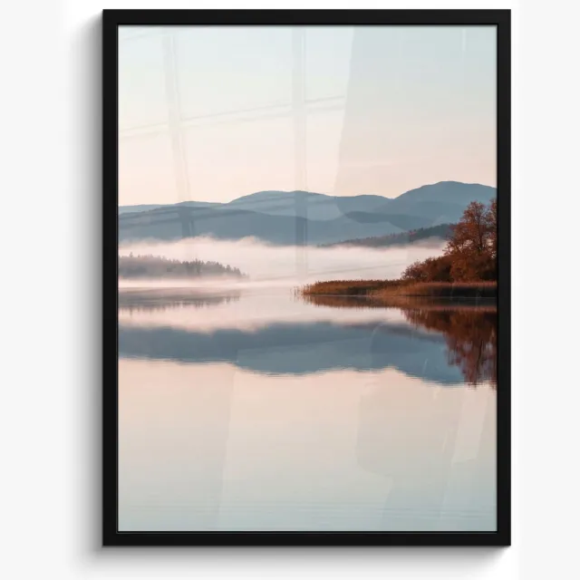 FrameYourWall Poster in lijst - Fotolijst 50x70 cm - Posters - Water - Bomen - Mistlaag - Posterlijst zwart - Decoratie - Wanddecoratie woonkamer - Muurdecoratie slaapkamer