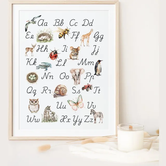 Fable Hill Alfabet Poster met Schrijfletters, 30x40 cm regenboog