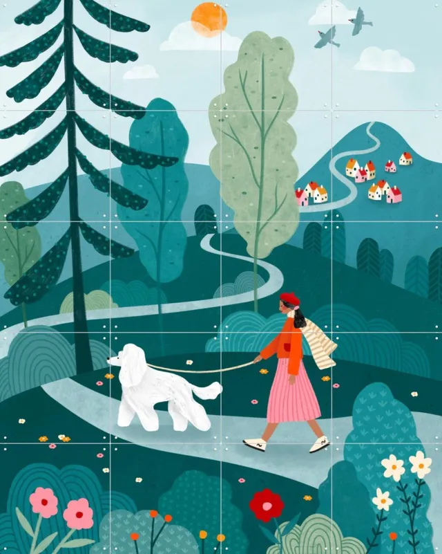 IXXI Poodle Walk, Bea Müller & Various - 80 x 100 cm - Grote wanddecoratie en posters - Modern, Fantasierijk, Kleurrijk, Speels, Cartoonesk Groen / Blauw