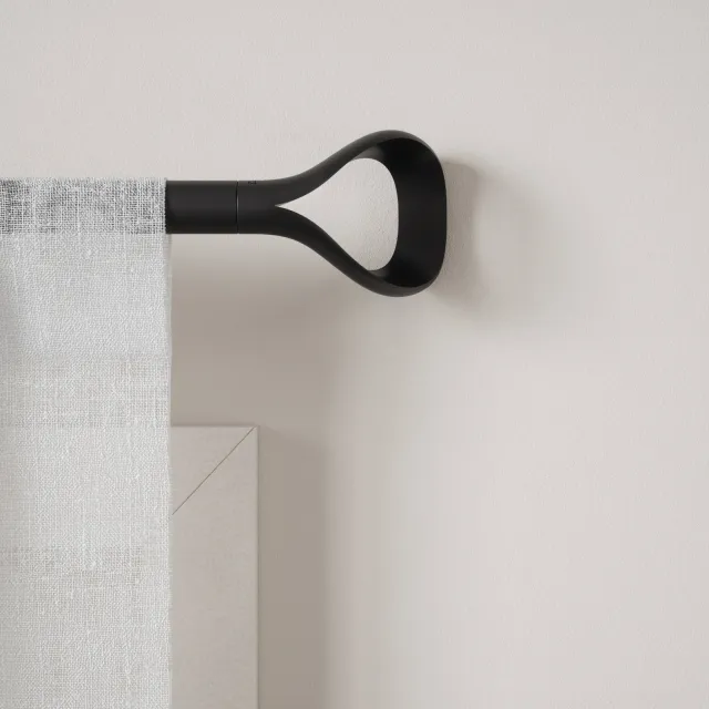 Umbra gordijnroede Loop (107-305 cm) (uitschuifbaar) zwart