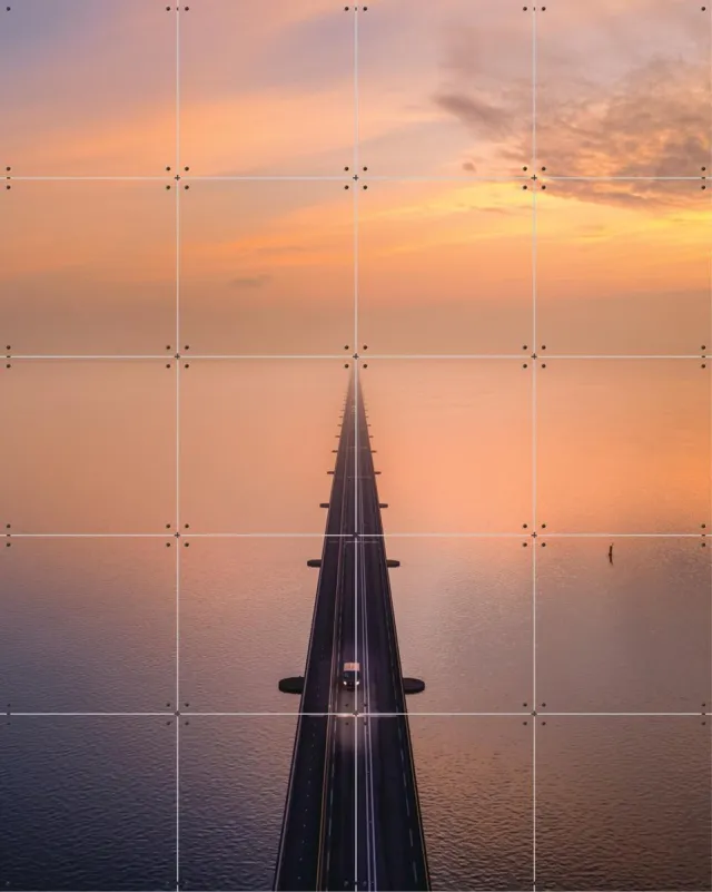 IXXI Zonsopkomst Zeelandbrug, Michael Huijgens & Kunst in Kaart - 80 x 100 cm - Grote wanddecoratie en posters - Fotografie, Woonkamer, Gang, Trap Oranje