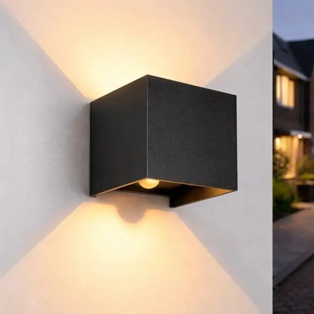 Luminize Buitenlamp met bewegingssensor - Wandlamp buiten met sensor - Kubus wandlamp - Up en down light - 2700K warm licht - 12W - 1200 lumen - IP54 - Zwart